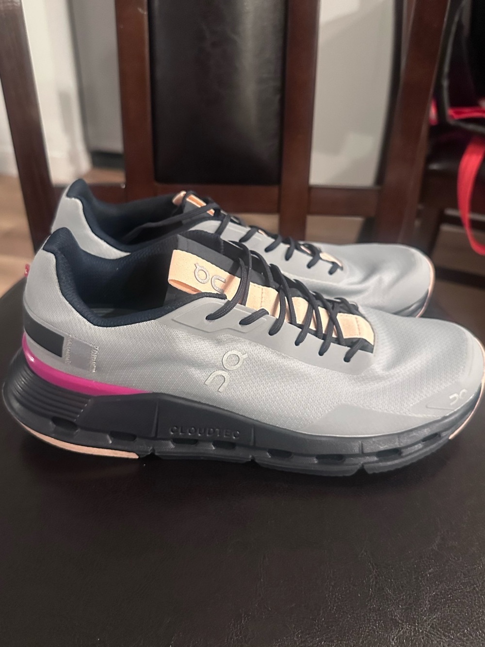 On Running Womens 9.5 Cloudnova Form Gray Navy